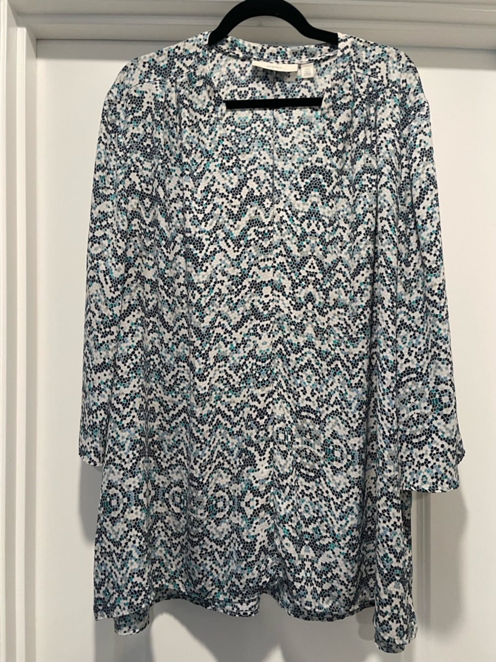 Sejour White, Teal and Navy Printed Long-Sleeve Blouse
